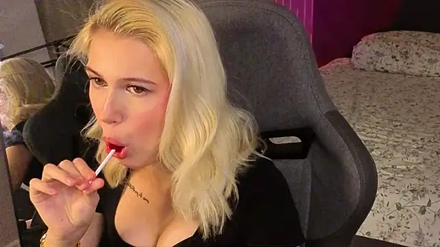 ChloexBarbie webcam