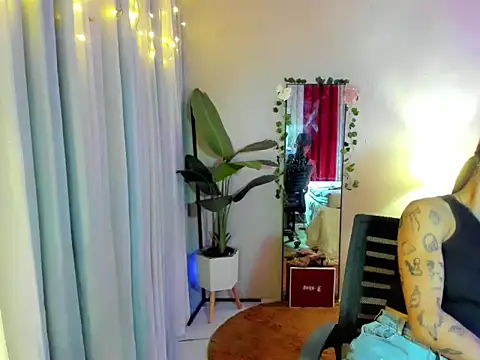 Miler_lover69 webcam