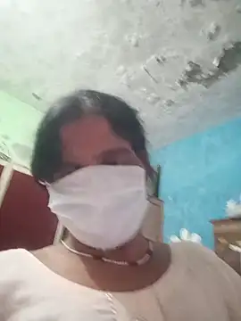 AadikiAunty webcam