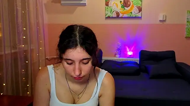 Cherryo_bloom76 webcam