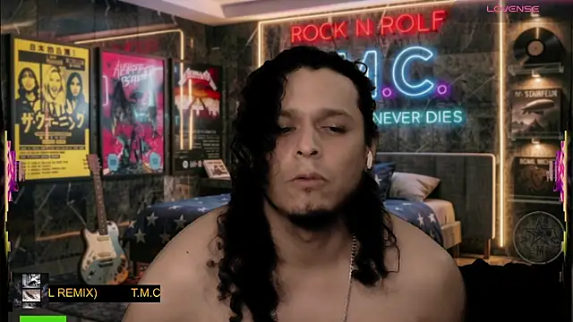 chino_roz webcam
