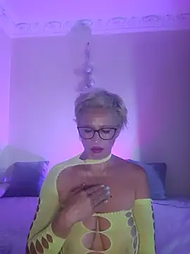 LunaBlaise 🐃 live sex chat