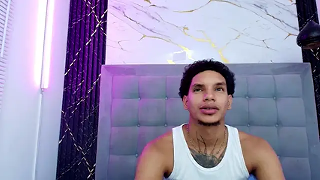 kai_storm77 webcam