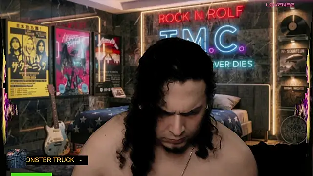 chino_roz live cam preview