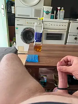 MatThiAs2806 live cam on StripChat