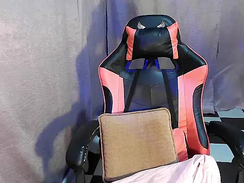 BrendaMore webcam
