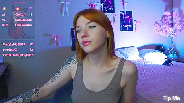 MeganNewCat webcam