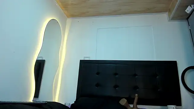 BustyGlow 🧢 live online stream