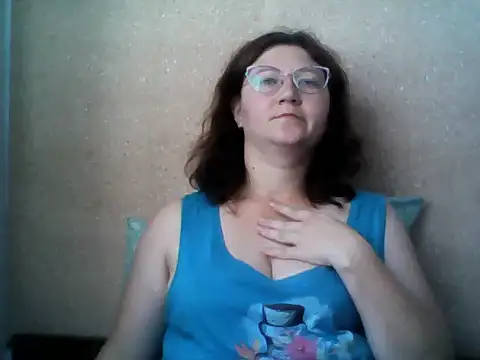 Oliviiaa_Valter live cam on StripChat
