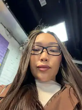 trytomakememoam 🐂 chat