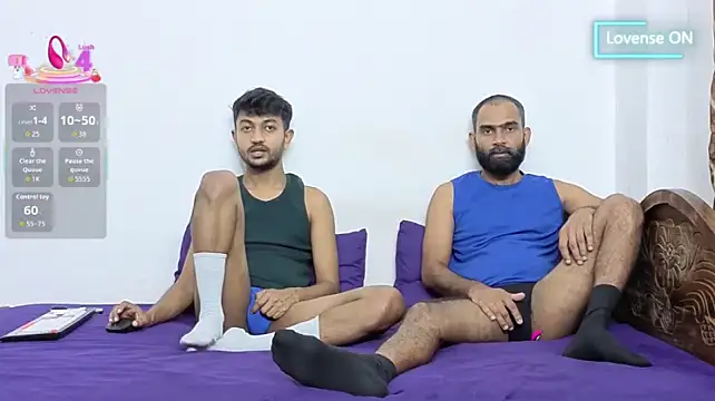 DesiDaddyandSon live cam on StripChat