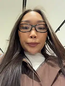 trytomakememoam webcam