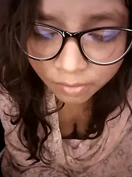 cutie_ji live cam on StripChat