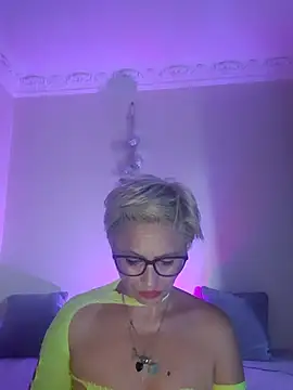 LunaBlaise 🐃 live sex chat
