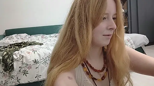 KateVibe_01 webcam