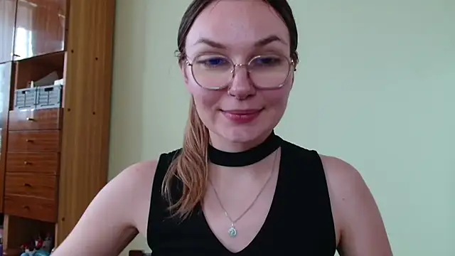 LooveELLYx webcam