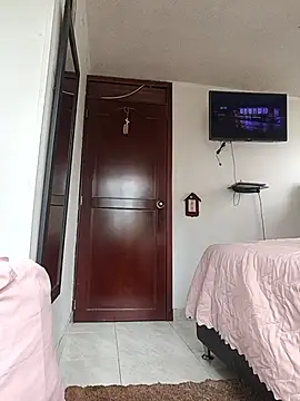 maynor_1998's live room