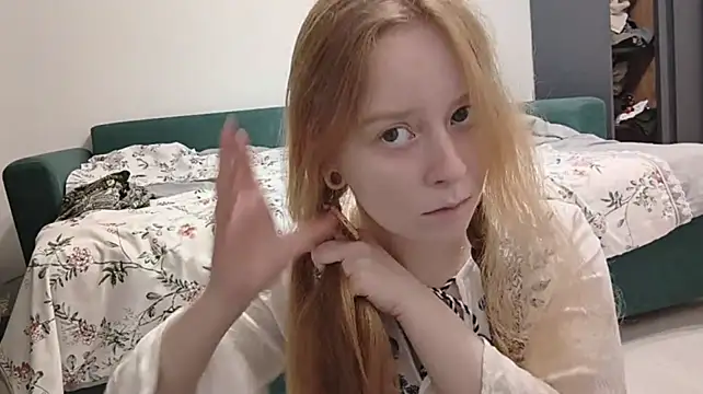 KateVibe_01 webcam