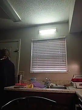 NAOMIdaFreakXXXXX live cam preview
