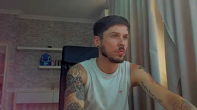 JonahShaw webcam