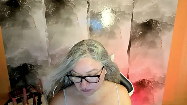 MarianL0ve webcam