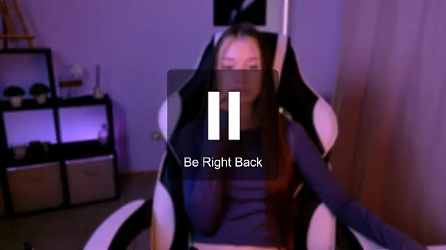 KiraKittyy_ webcam