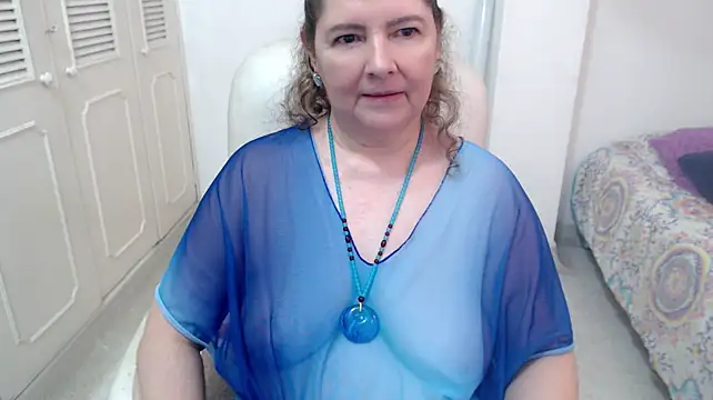 leonela_69 webcam