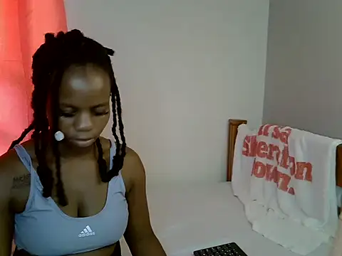 Curvydollyy webcam