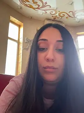 ICEGLOSS live cam on StripChat
