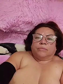 Emperatrizlady live cam on StripChat