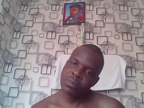Chumba_001 live cam on StripChat