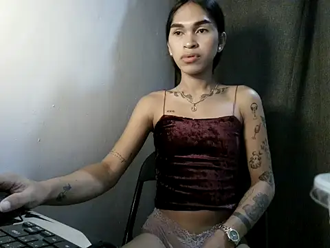 sexloverxxz webcam
