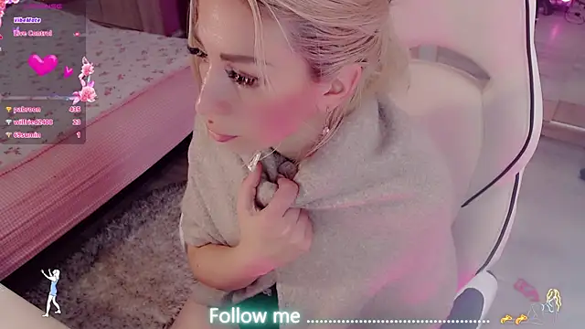AnnieGOld_ webcam