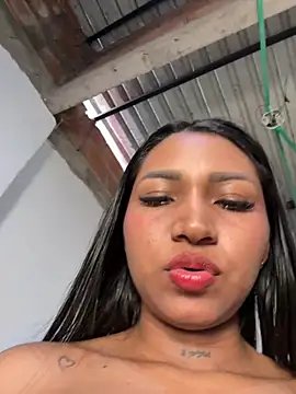barbiebrunette_ (F young) - Ride dildo for you