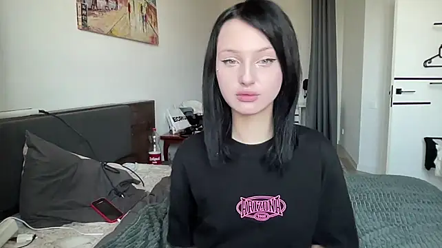 AlisonMilles webcam