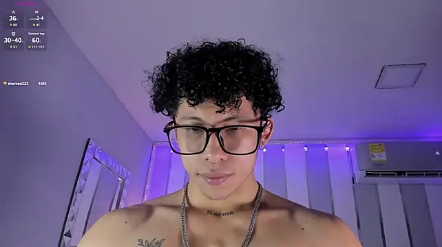 AkazaBoy_
