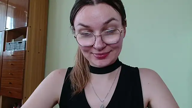 LooveELLYx webcam