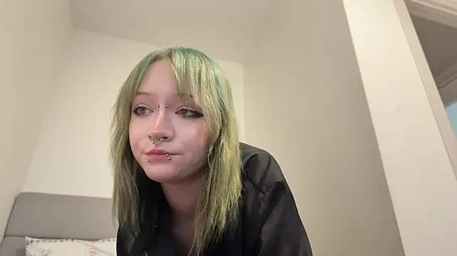 CrystalXross live cam