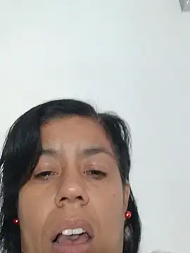 Molly_newman6 live cam on StripChat