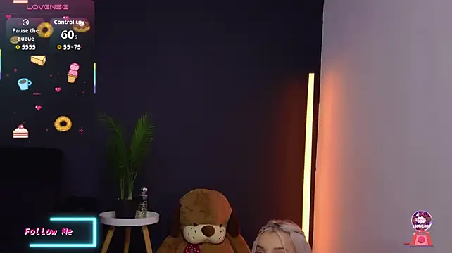 CelyneMay webcam