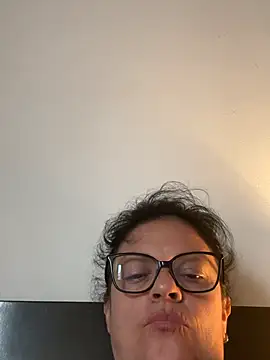 Sharongirl07 webcam