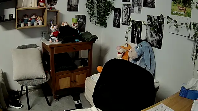 AnyaKrey@xh webcam
