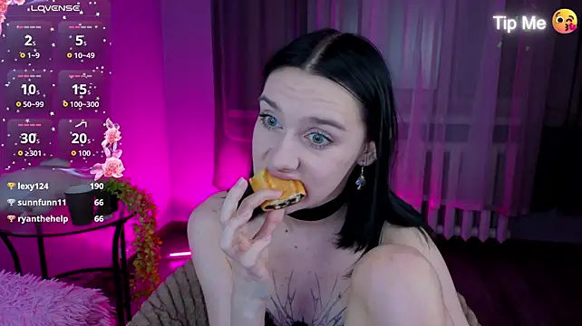 Lesi_Moonie01
