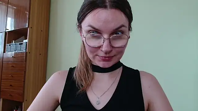LooveELLYx webcam