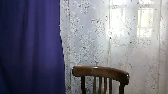 ExquisiteMature live cam preview