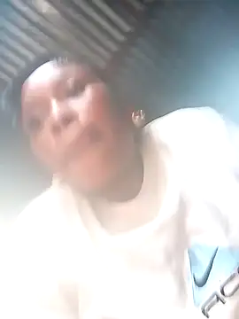 Chubbybabessy live cam on StripChat