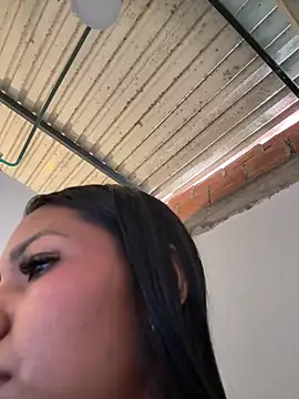 Barbiebrunette_ webcam