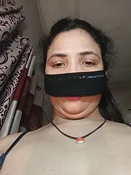 Divya_Bhartii webcam