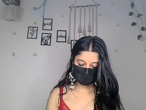 HOT_SNEHA4