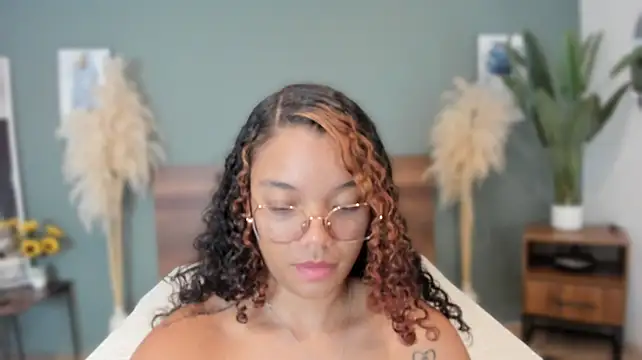 IsabellaReinaa webcam